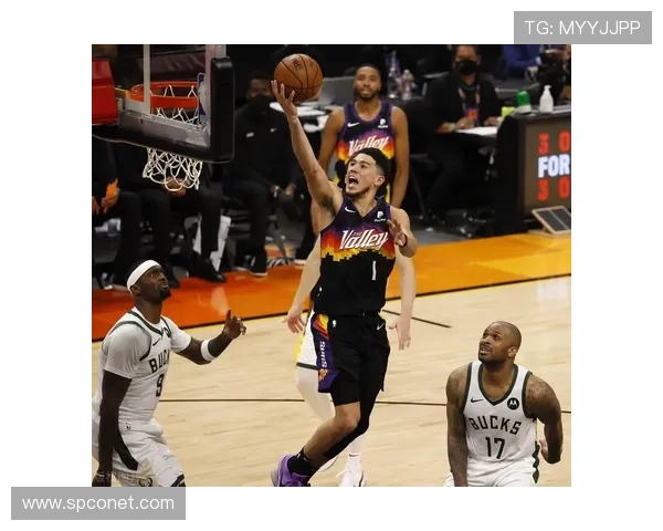 布克盛赞保罗为联盟改变者呼吁各地球馆致敬这位极致赢家